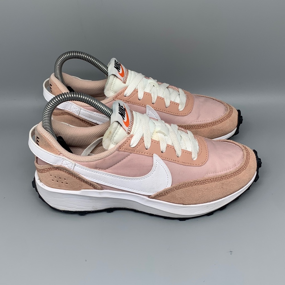 Nike Waffle Debut Pink Oxford Running Shoes DH9523-600 Women’s Sz 6.5